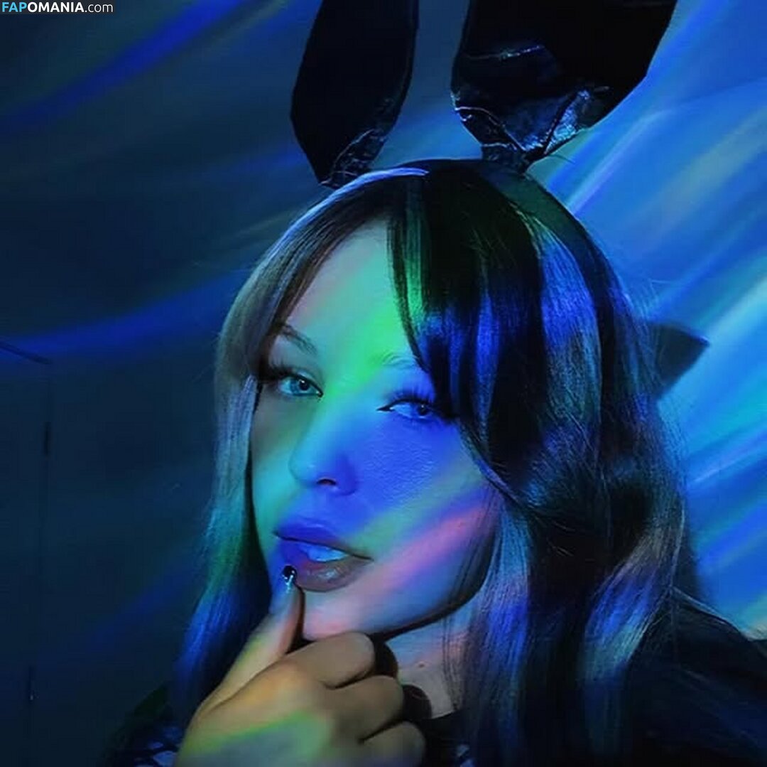 hellobunnni / icybxnny Nu OnlyFans  Foto vazada #12