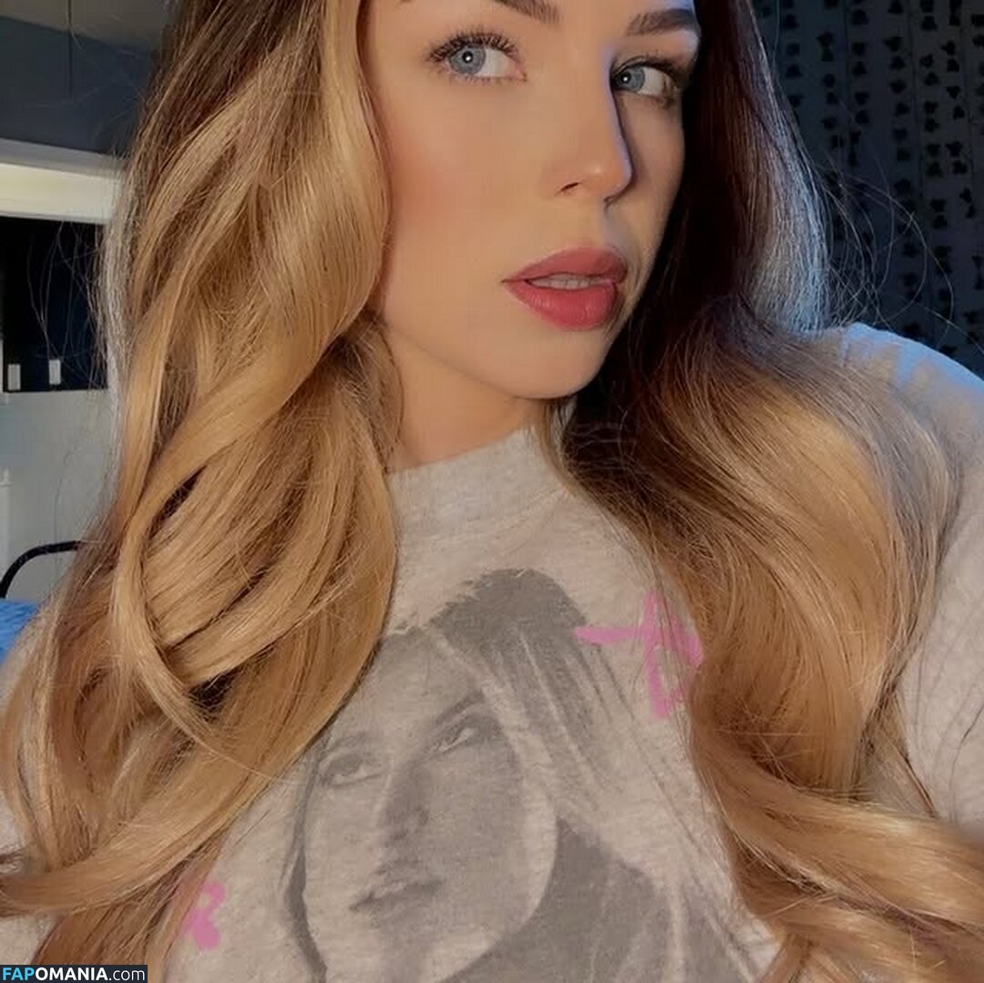 hellobunnni / icybxnny Nu OnlyFans  Foto vazada #19