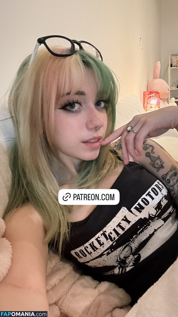 1ILuvMew1 / Iluvmeww / https: / iluvmey Nu OnlyFans  Foto vazada #462