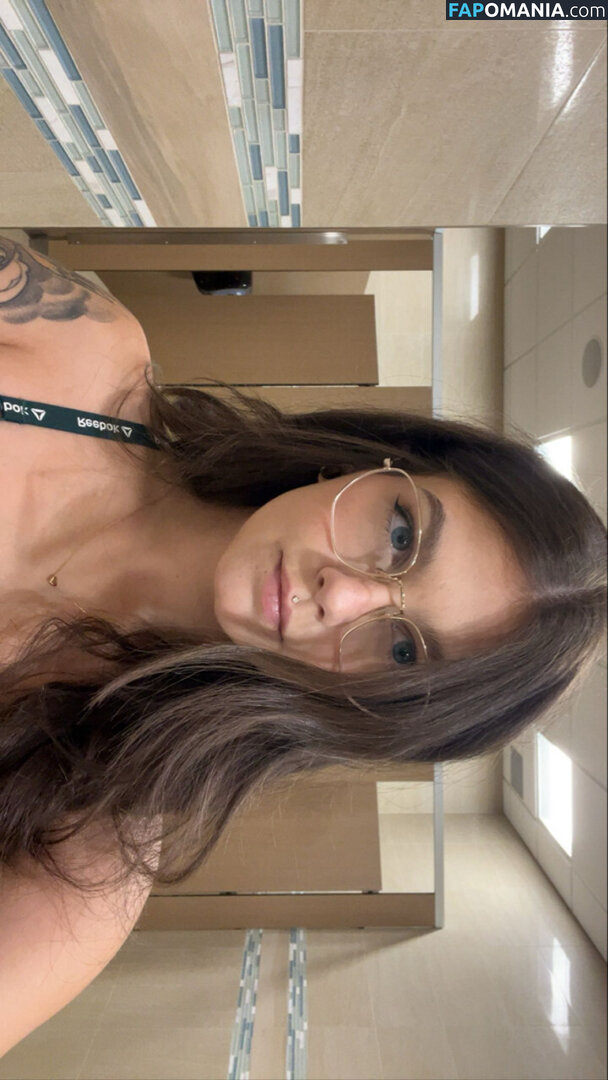 imadirose / xo.madirose Nu OnlyFans  Foto vazada #2