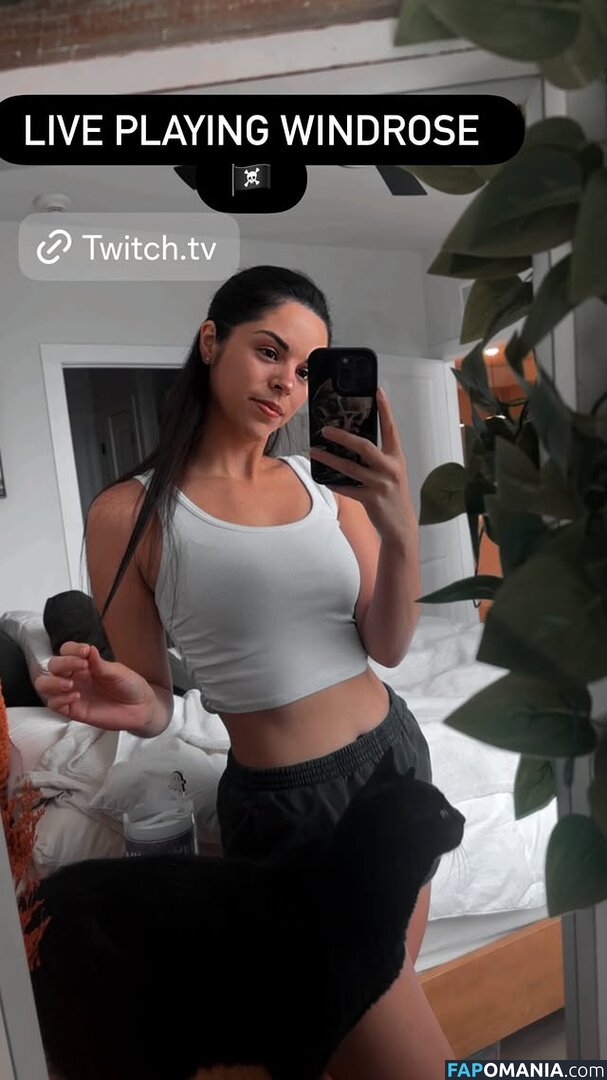 Aims / imamethystt Nu OnlyFans  Foto vazada #1