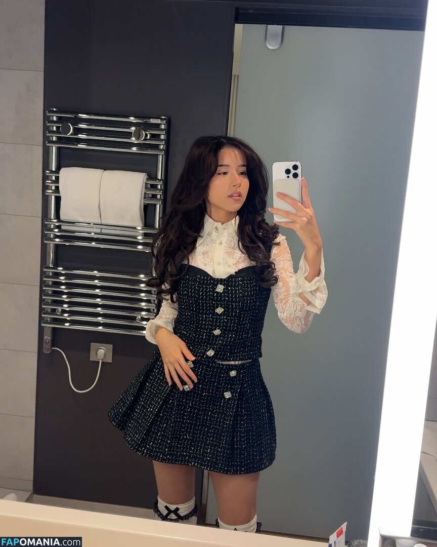 imane / imane... / pokimane Nu OnlyFans  Foto vazada #49