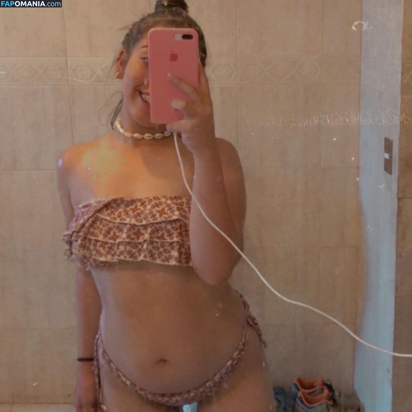 In And Out Uniform Nu OnlyFans  Foto vazada #41