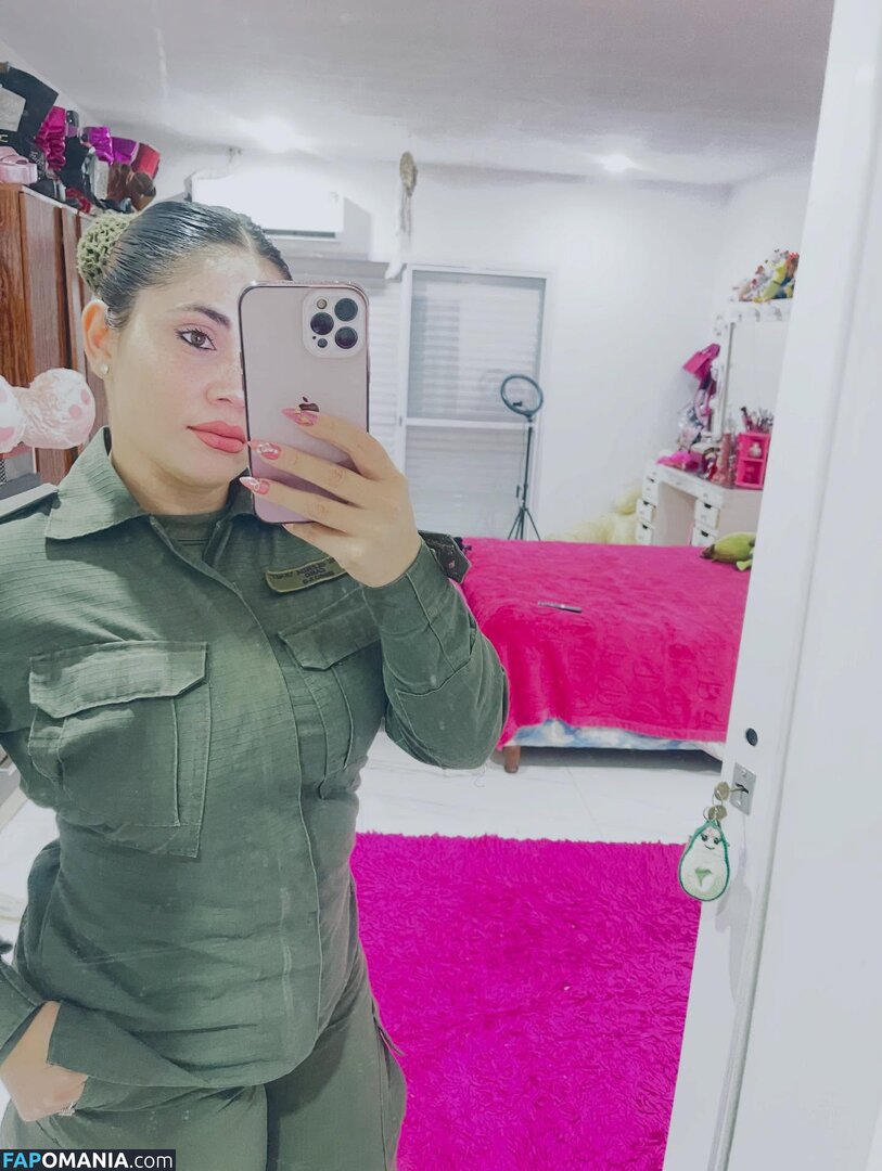 In And Out Uniform Nu OnlyFans  Foto vazada #77