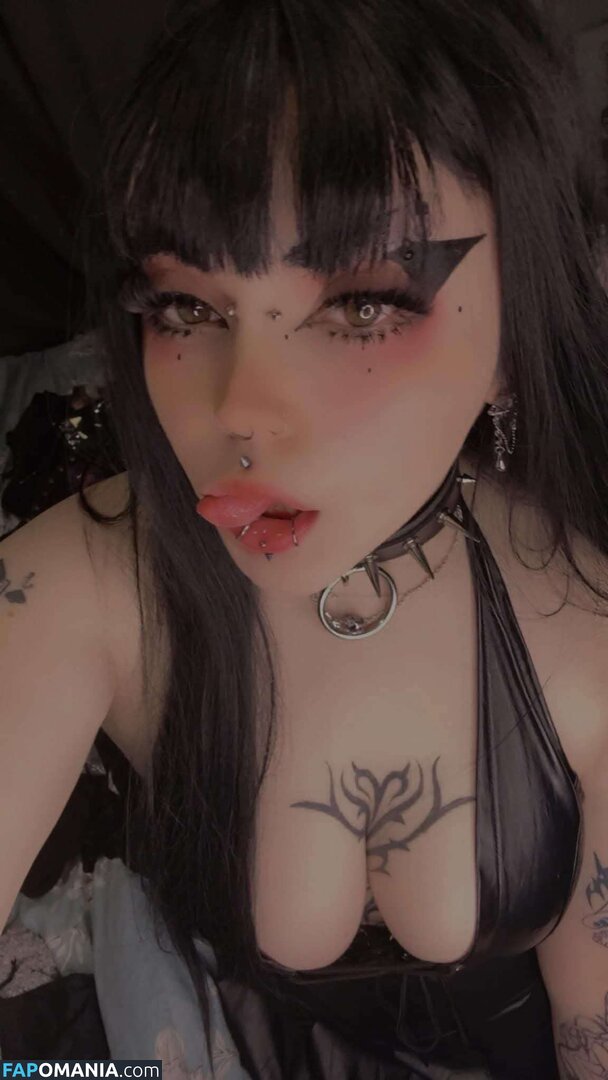 Potato_gurl23 / _Sofiiiaa_ / ellie / https: / inkeddoll / momo / momo_motionn Nu OnlyFans  Foto vazada #3