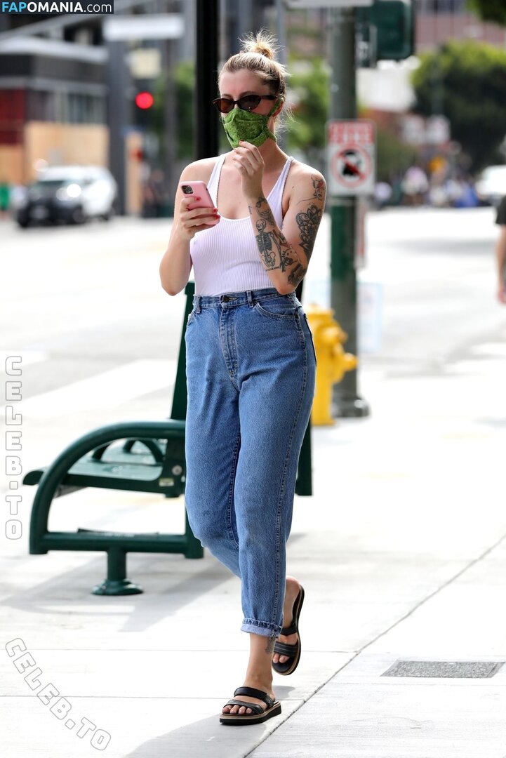 Ireland Baldwin / chloebaldwin... / irelandbasingerbaldwin / irelandirelandireland Nu OnlyFans  Foto vazada #238