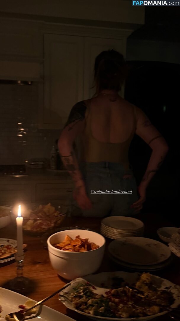 Ireland Baldwin / chloebaldwin... / irelandbasingerbaldwin / irelandirelandireland Nu OnlyFans  Foto vazada #239