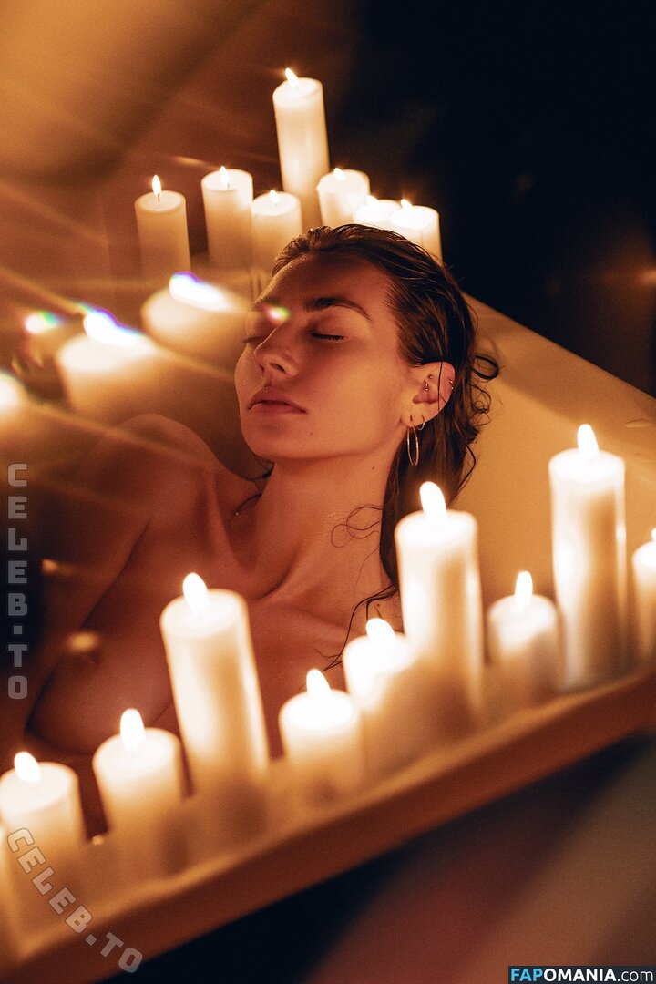 Irina Lozovaya / aireenel_ / aireenel_2 / https: / ireenel_ Nu OnlyFans  Foto vazada #1