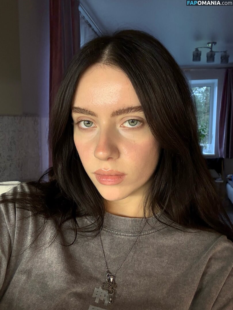 Irina Minkina / howeversnowy / rusian Billie eilish Nu OnlyFans  Foto vazada #1
