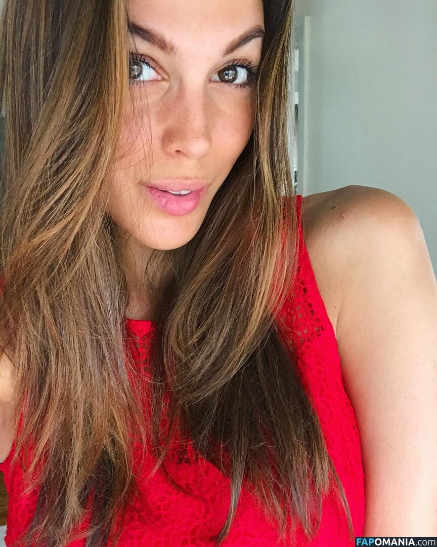 Iris Mittenaere / irismittenaere / summerxiris Nu OnlyFans  Foto vazada #3