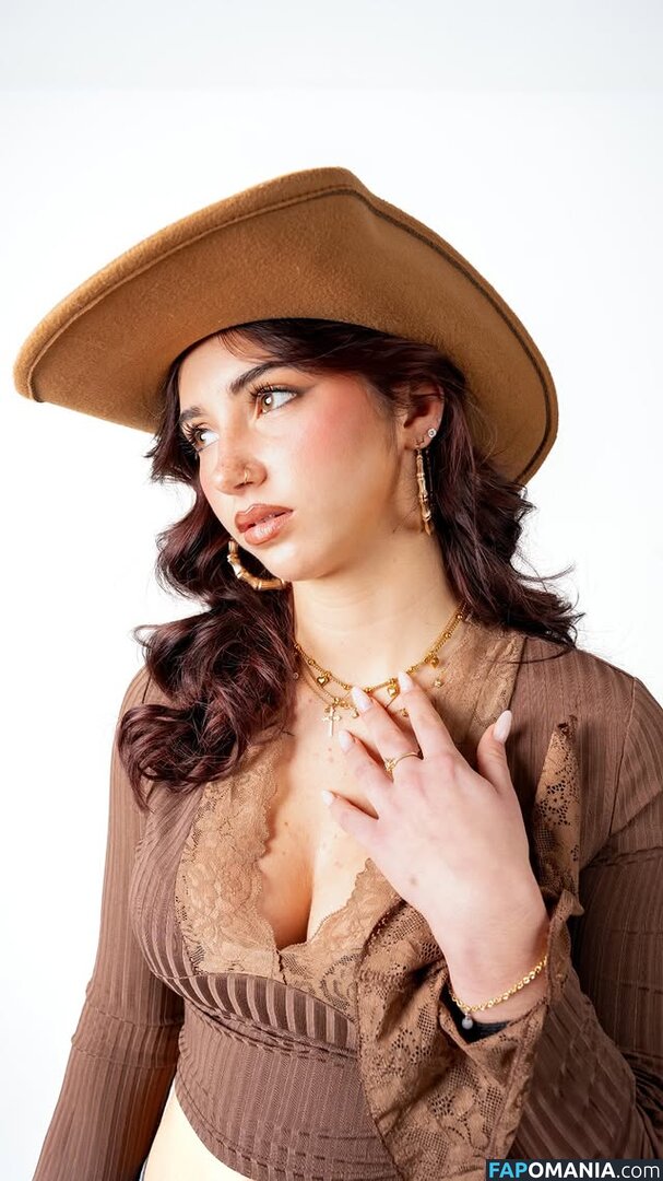 Iris Vallaranii / iris.vallaranii Nu OnlyFans  Foto vazada #2