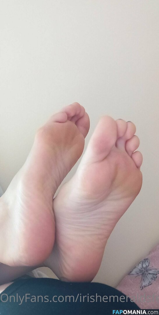 irishemeraldsfeet / therealdesertgypsy Nu OnlyFans  Foto vazada #4