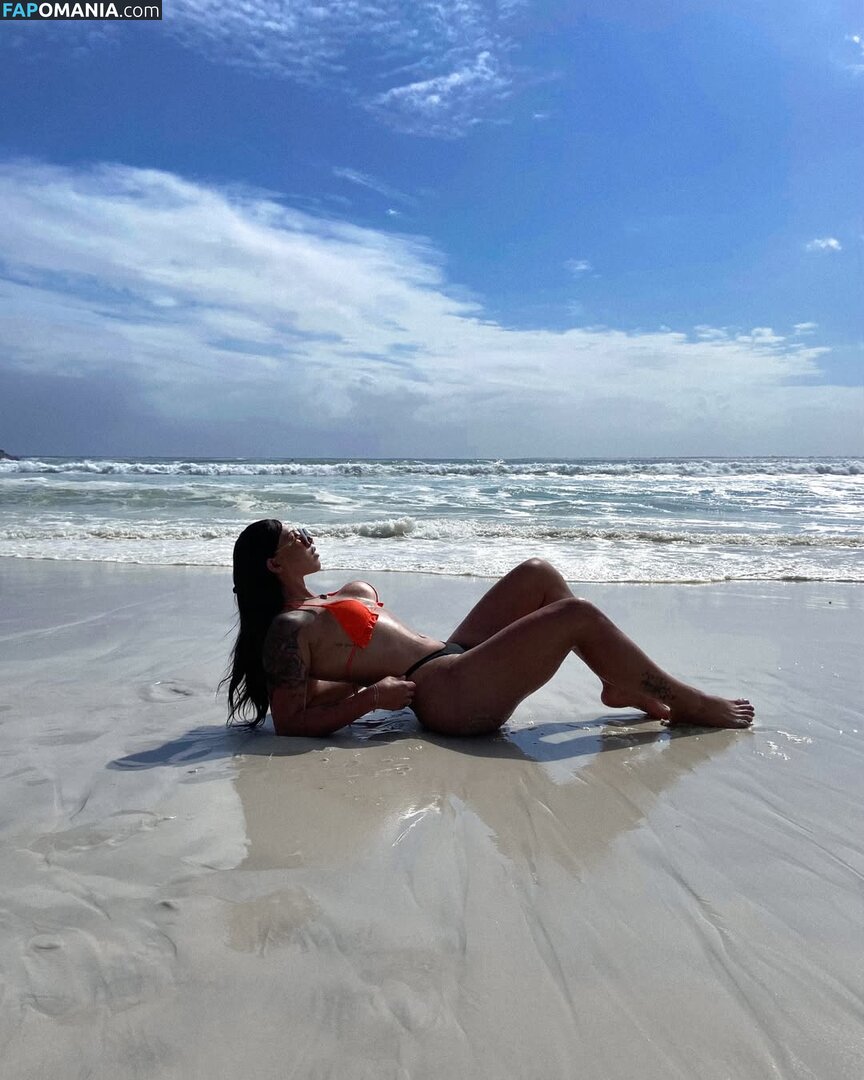 Isa Luvizotto / Isaluvizotto / https: / isa_gomesss_ / isabellaluvizotto_ Nu OnlyFans  Foto vazada #9