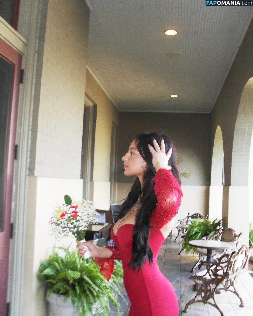 Isabella Wagner / SerenitySource_ / isabellarosewagner Nu OnlyFans  Foto vazada #4