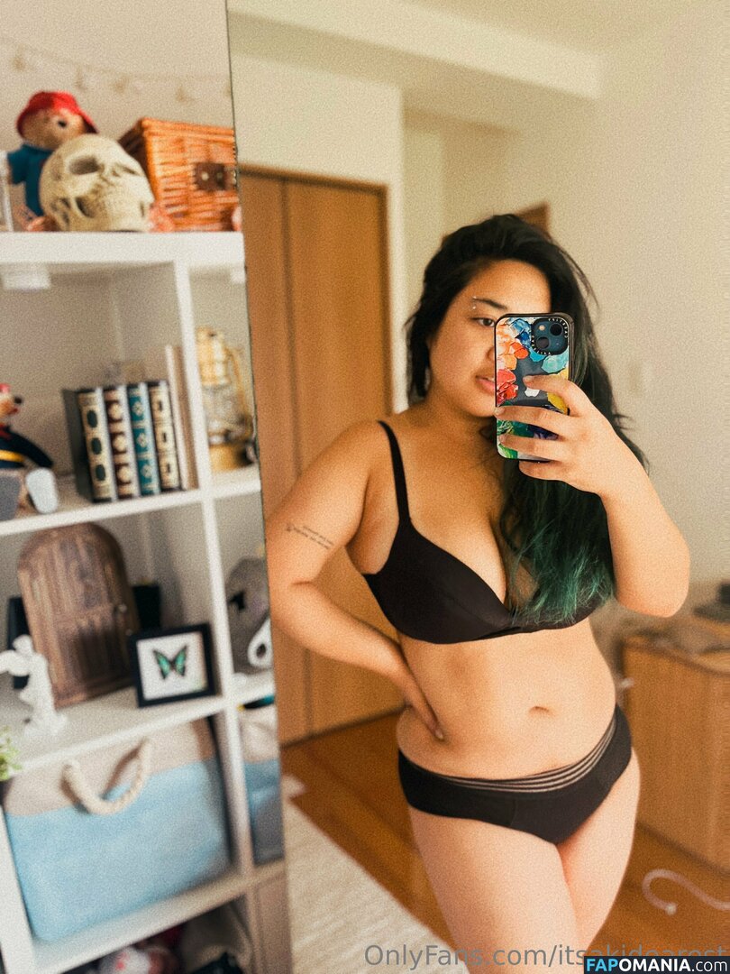 akidearest / itsakidearest Nu OnlyFans  Foto vazada #50