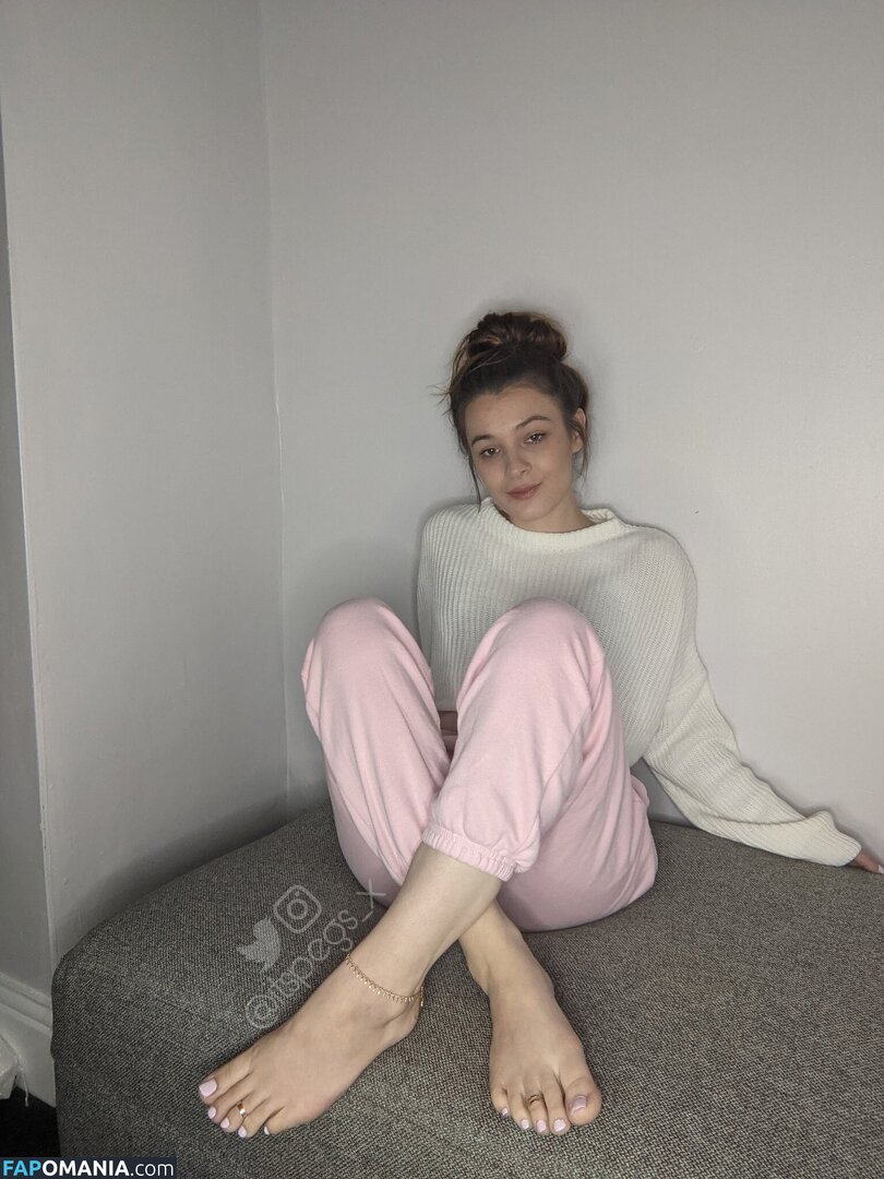 digitalprincxss / itspegsx / roguefoxes Nu OnlyFans  Foto vazada #14