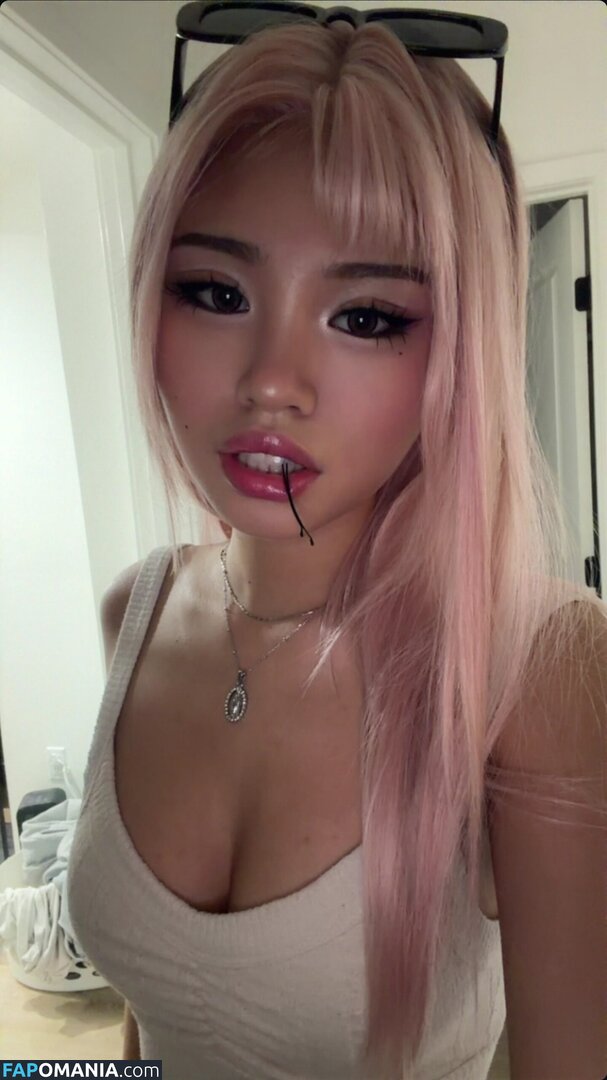 Ivy Tran / freakbob524 Nu OnlyFans  Foto vazada #1