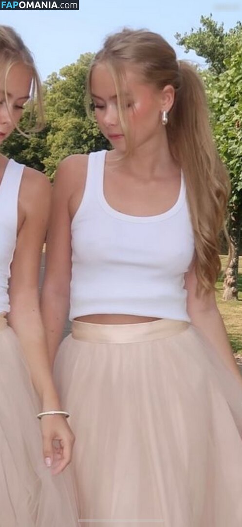 Iza and Elle Nu OnlyFans  Foto vazada #5