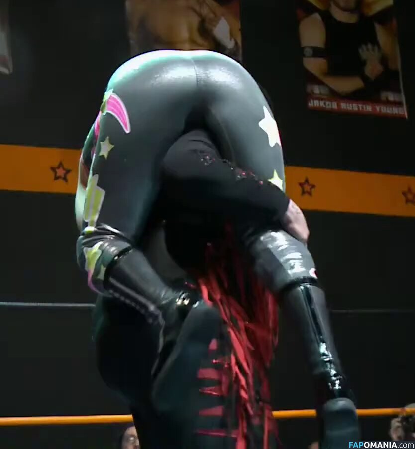 ItsIzzyMania / Izzy Moreno / WWYTWrestling Nu OnlyFans  Foto vazada #27