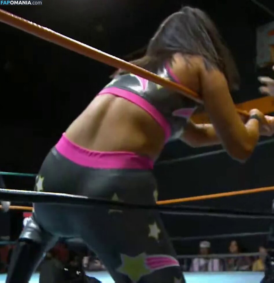 ItsIzzyMania / Izzy Moreno / WWYTWrestling Nu OnlyFans  Foto vazada #42