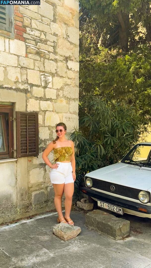 Jacindatravels_ / peachycaro Nu OnlyFans  Foto vazada #8