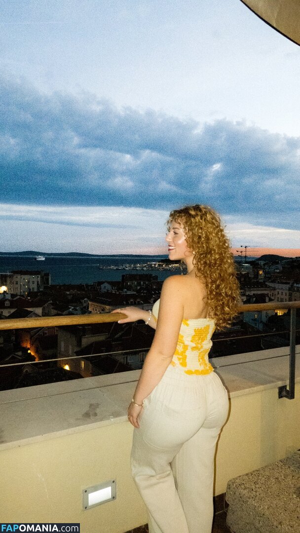 Jacindatravels_ / peachycaro Nu OnlyFans  Foto vazada #11
