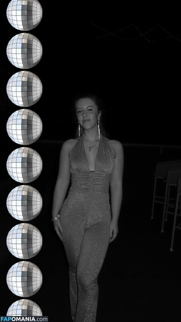 Jacindatravels_ / peachycaro Nu OnlyFans  Foto vazada #35