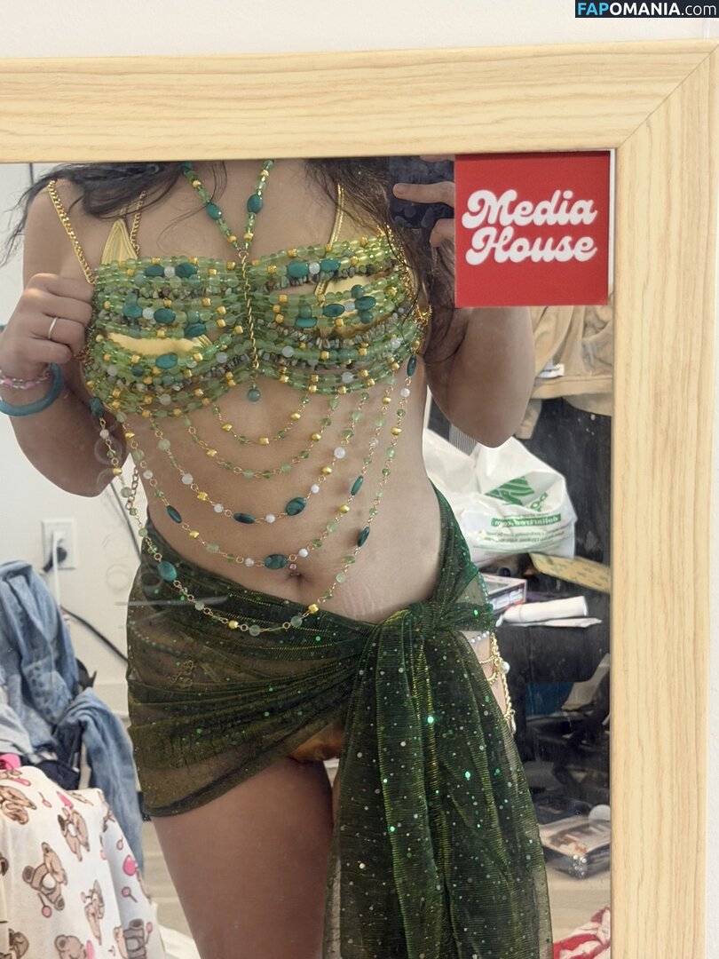 jackie / jackieaina / jackiee.aphrodite Nu OnlyFans  Foto vazada #1