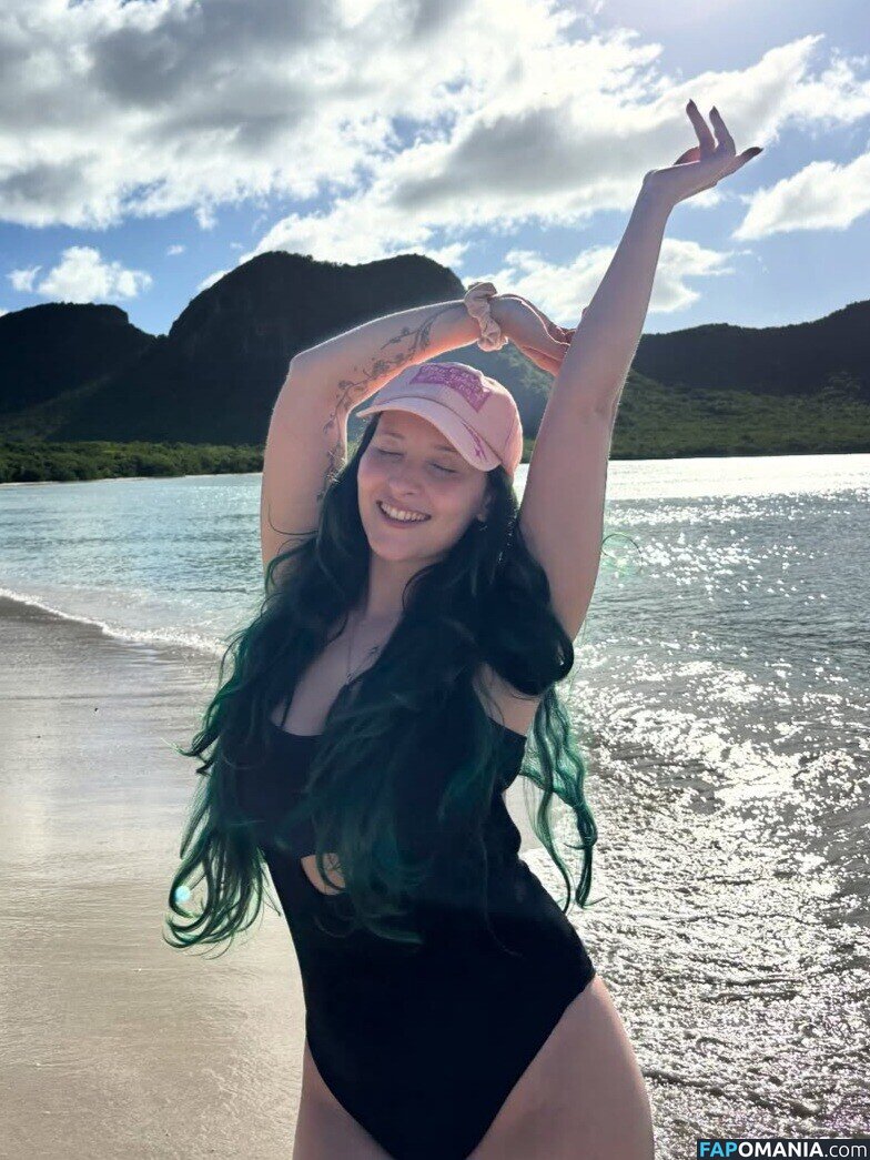 Au / Jamie Lou Stenzel / heyitsau_ra Nu OnlyFans  Foto vazada #3