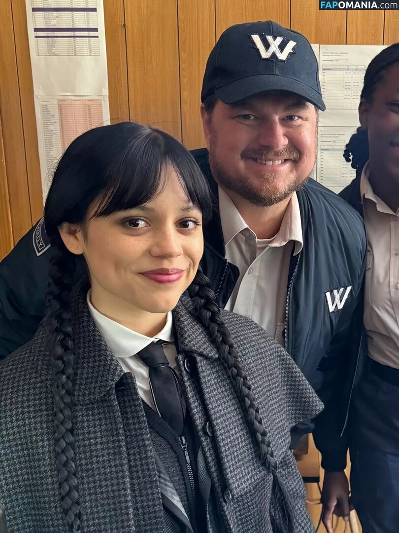 Jenna Ortega / Page / jennaortega Nu OnlyFans  Foto vazada #1689