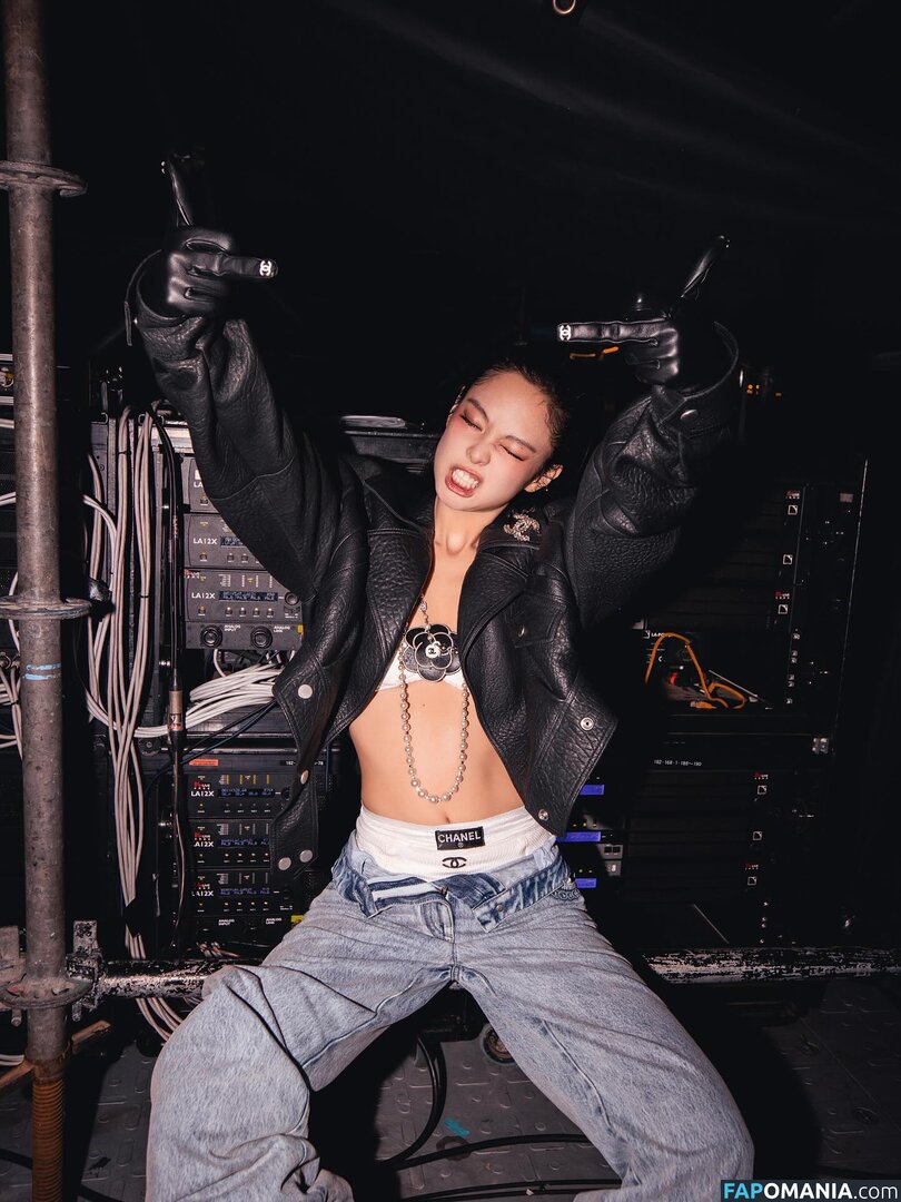 Blackpink / Jennie | BLΛƆKPIИK / jennierubyjane / sheflieshigh Nu OnlyFans  Foto vazada #470
