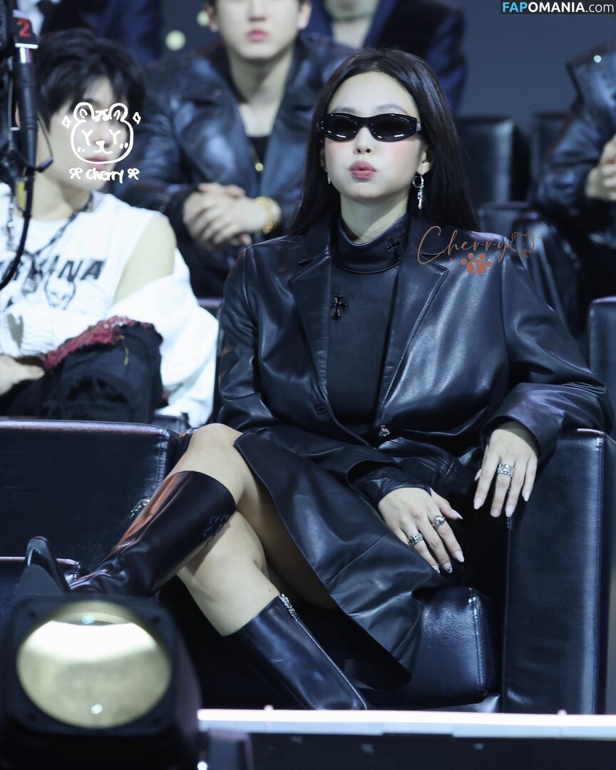 Blackpink / Jennie | BLΛƆKPIИK / jennierubyjane / sheflieshigh Nu OnlyFans  Foto vazada #480
