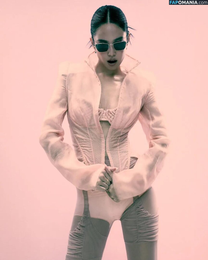 Blackpink / Jennie | BLΛƆKPIИK / jennierubyjane / sheflieshigh Nu OnlyFans  Foto vazada #511