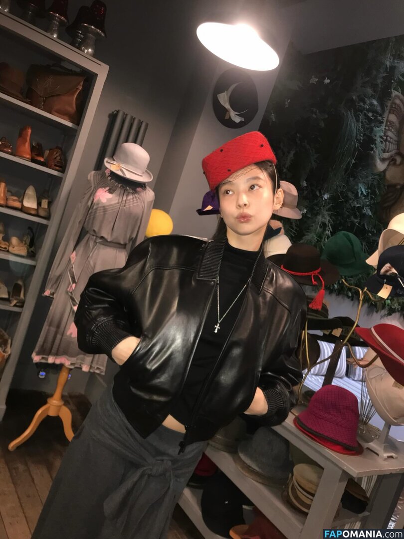 Blackpink / Jennie | BLΛƆKPIИK / jennierubyjane / sheflieshigh Nu OnlyFans  Foto vazada #521