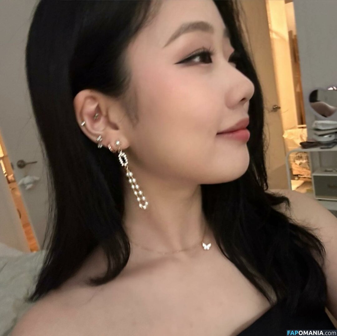 AGirlAndAGame / Jessica / h.yojeong / jessicahkim / jessicanigri Nu OnlyFans  Foto vazada #4