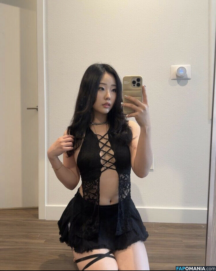 AGirlAndAGame / Jessica / h.yojeong / jessicahkim / jessicanigri Nu OnlyFans  Foto vazada #214