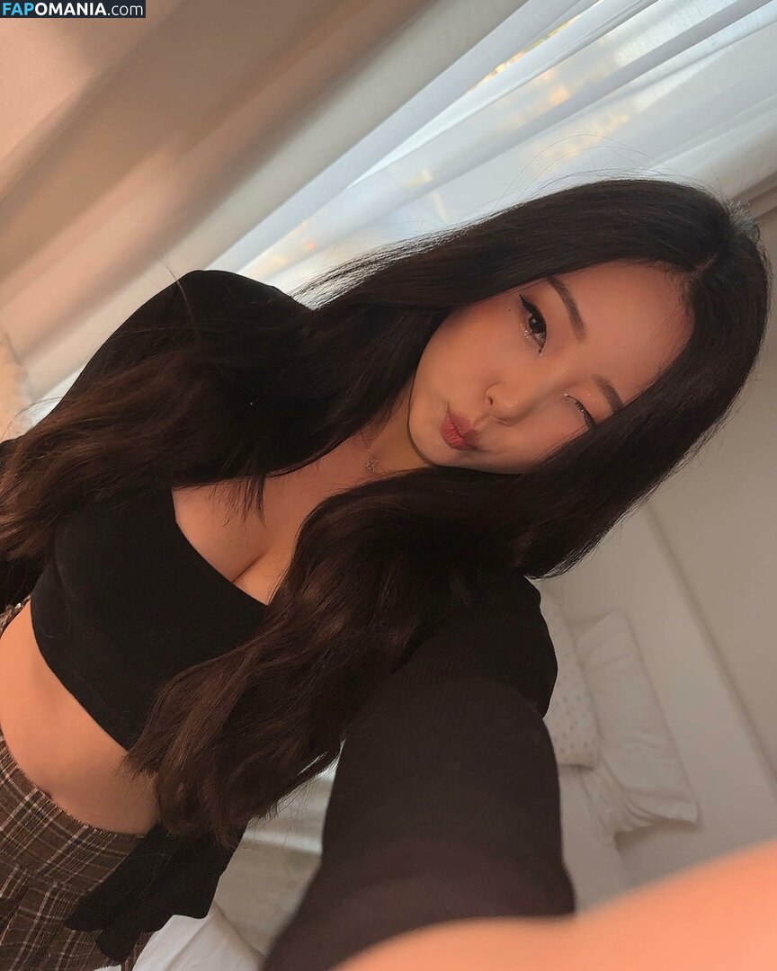 AGirlAndAGame / Jessica / h.yojeong / jessicahkim / jessicanigri Nu OnlyFans  Foto vazada #222