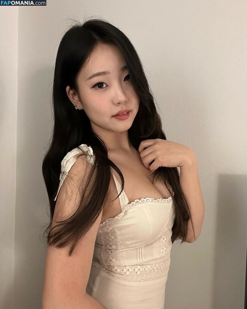 AGirlAndAGame / Jessica / h.yojeong / jessicahkim / jessicanigri Nu OnlyFans  Foto vazada #458
