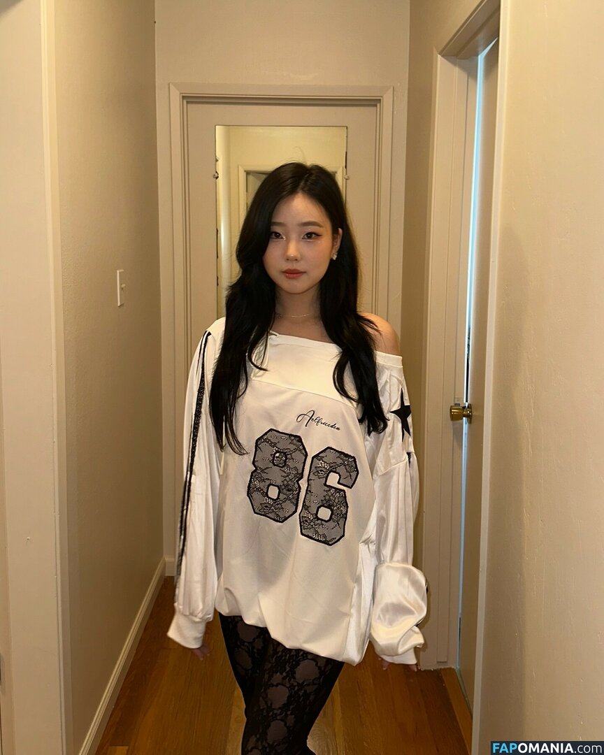 AGirlAndAGame / Jessica / h.yojeong / jessicahkim / jessicanigri Nu OnlyFans  Foto vazada #884
