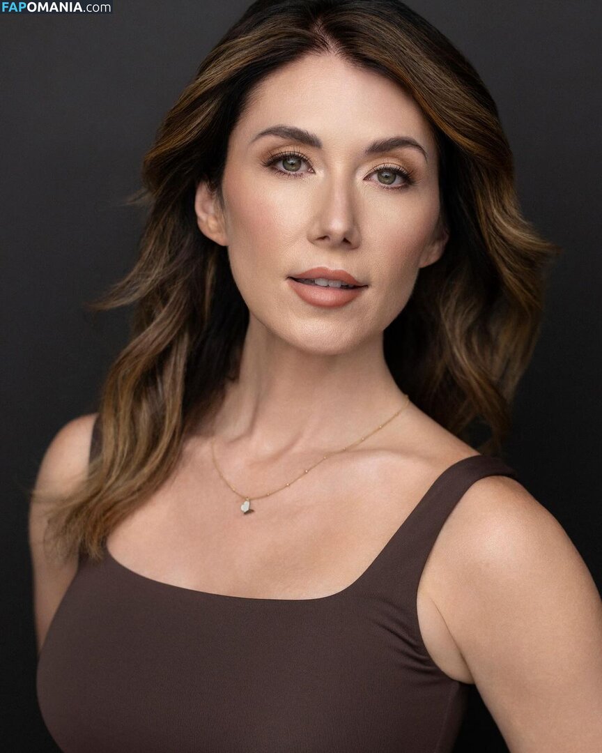 Jewel Staite / JewelStaite Nu OnlyFans  Foto vazada #325