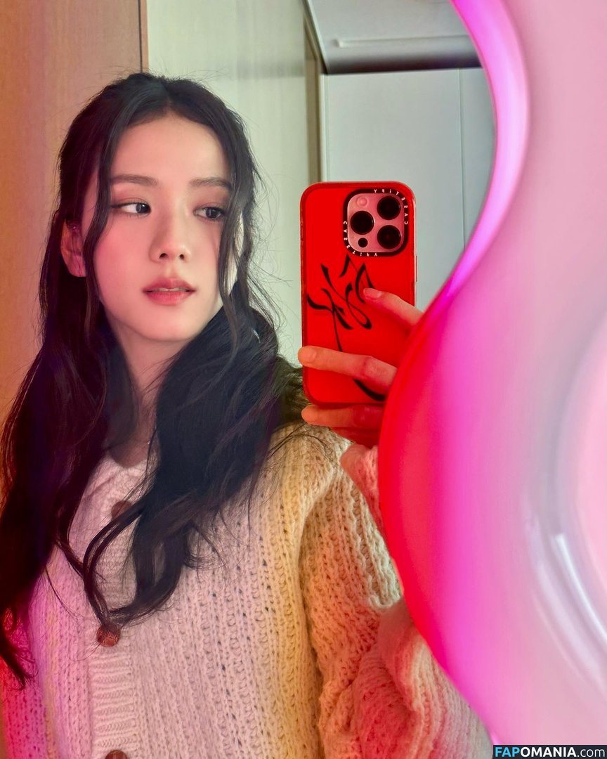 BLACKPINK / Jisoo / qenshizu / sooyaaa__ Nu OnlyFans  Foto vazada #8