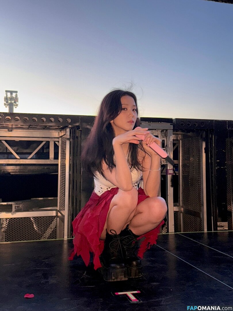 BLACKPINK / Jisoo / qenshizu / sooyaaa__ Nu OnlyFans  Foto vazada #546