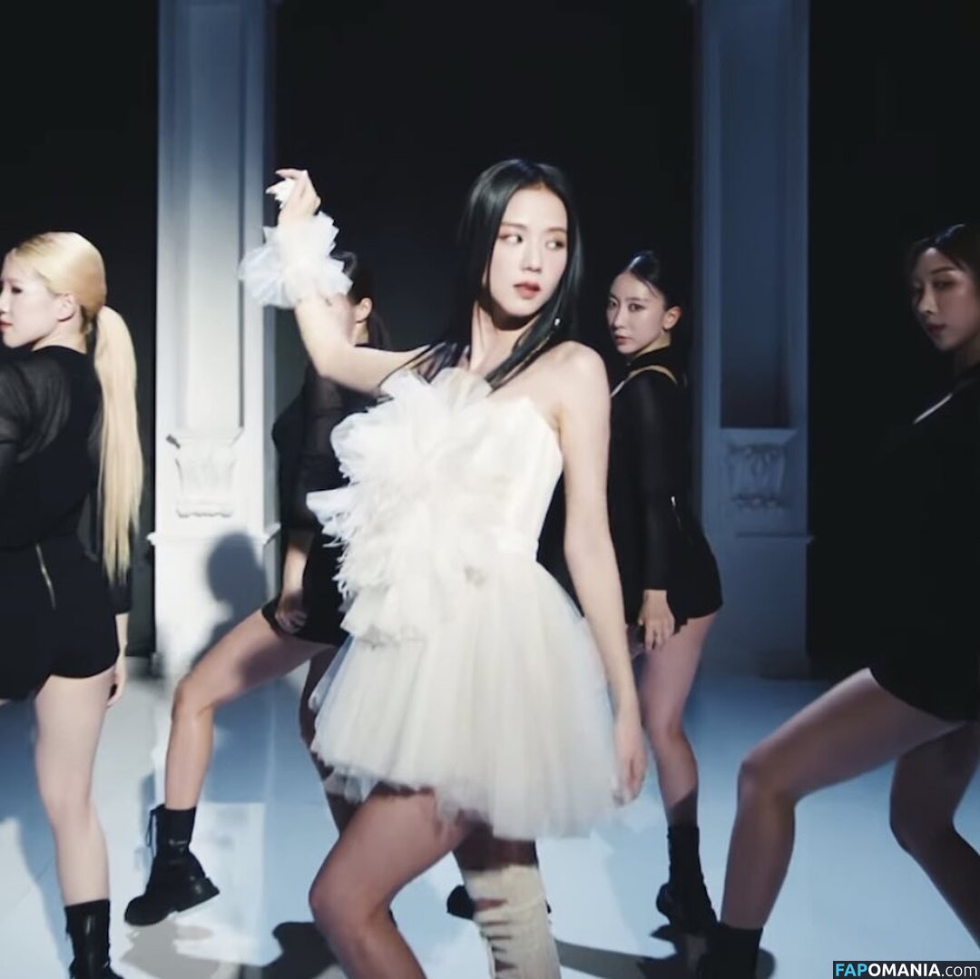 BLACKPINK / Jisoo / qenshizu / sooyaaa__ Nu OnlyFans  Foto vazada #567