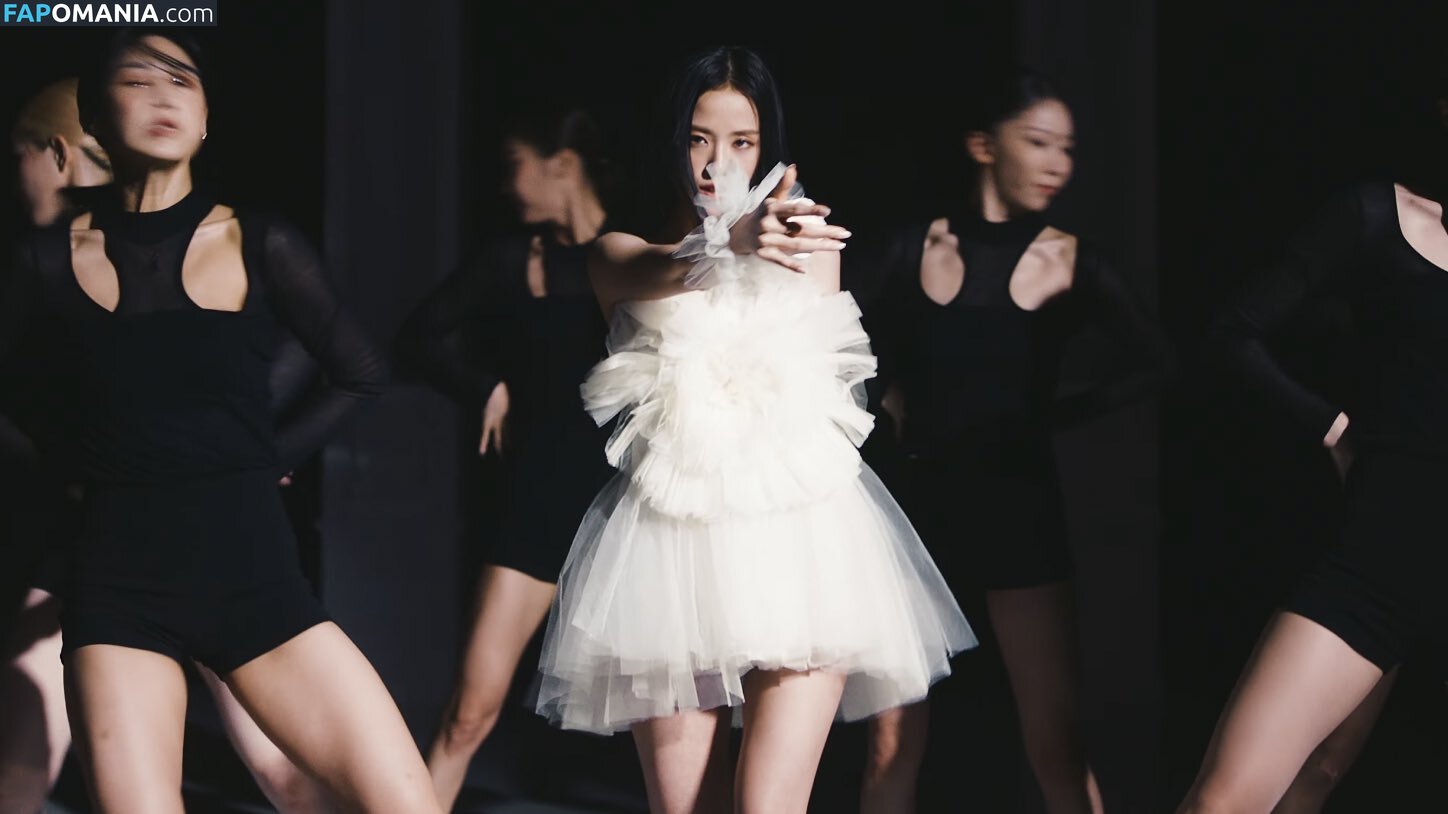 BLACKPINK / Jisoo / qenshizu / sooyaaa__ Nu OnlyFans  Foto vazada #570