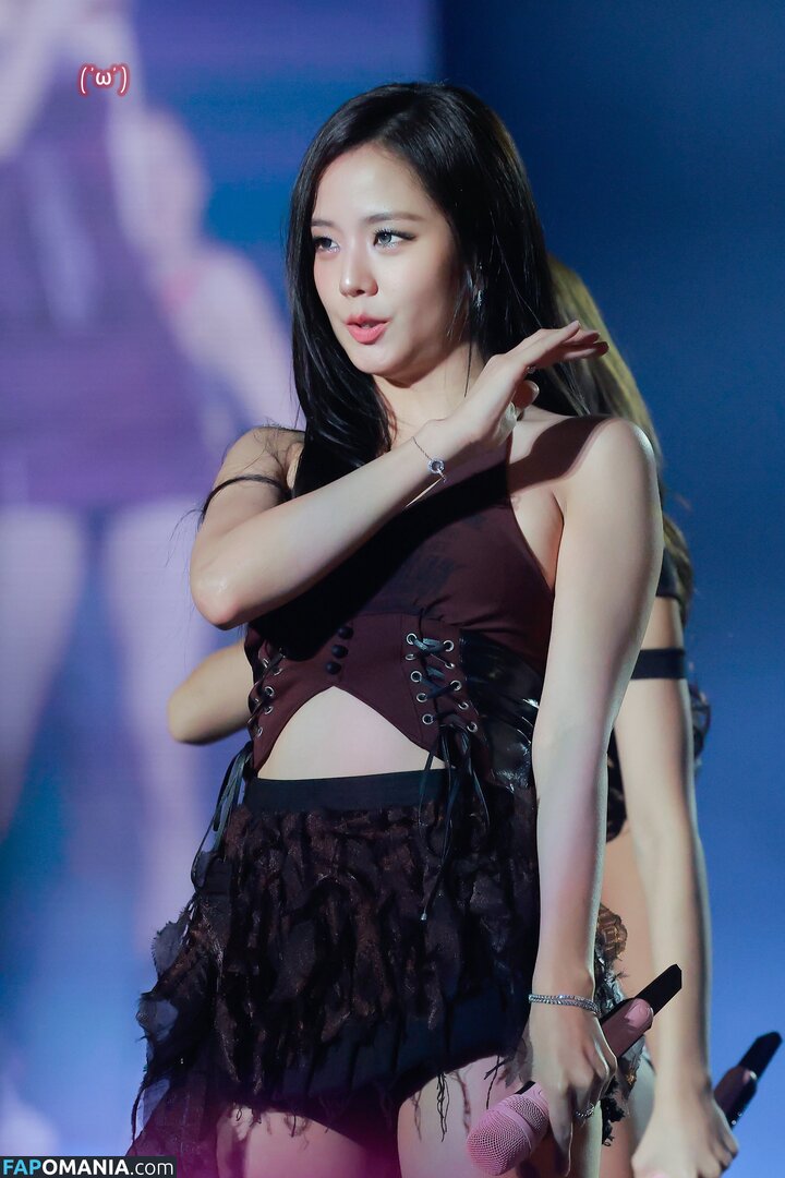 BLACKPINK / Jisoo / qenshizu / sooyaaa__ Nu OnlyFans  Foto vazada #580