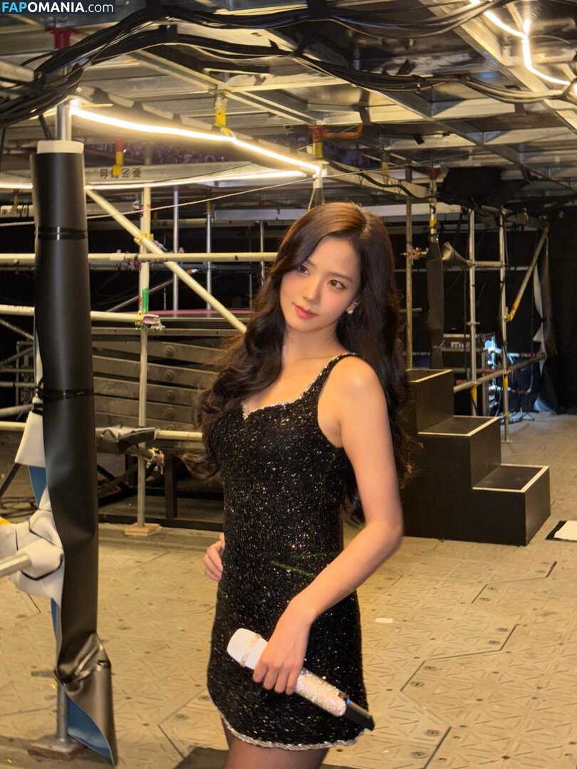 BLACKPINK / Jisoo / qenshizu / sooyaaa__ Nu OnlyFans  Foto vazada #586