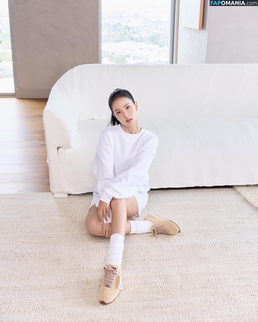 BLACKPINK / Jisoo / qenshizu / sooyaaa__ Nu OnlyFans  Foto vazada #591