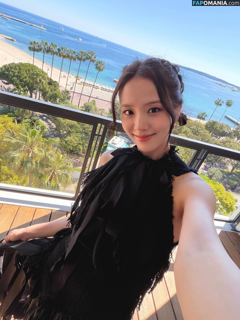 BLACKPINK / Jisoo / qenshizu / sooyaaa__ Nu OnlyFans  Foto vazada #626