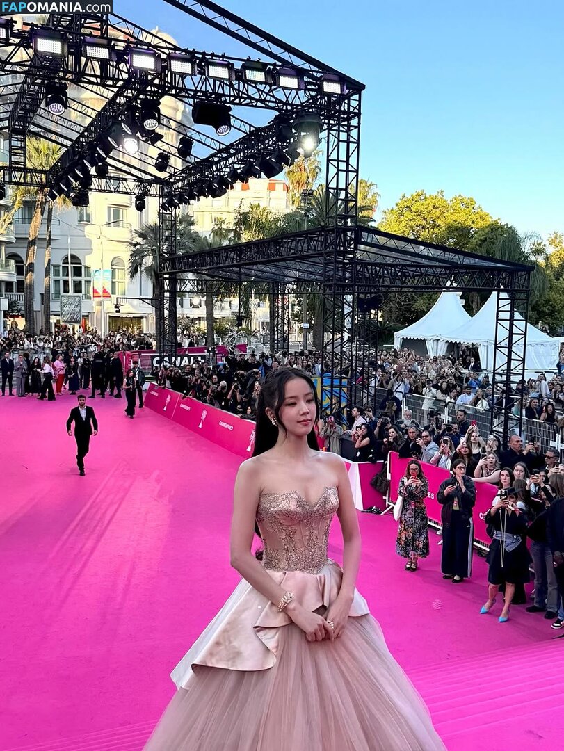 BLACKPINK / Jisoo / qenshizu / sooyaaa__ Nu OnlyFans  Foto vazada #630