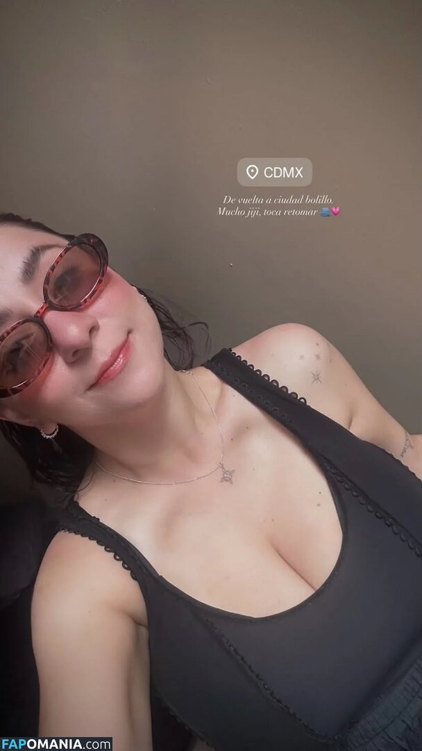 Josahandry Lia / josahandrylia / liasmooda Nu OnlyFans  Foto vazada #127